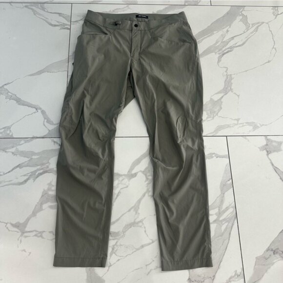 Arcteryx Performance Short Court Pants Mens Belted Green Sz 32 Strecch Gorpcore - Picture 1 of 13